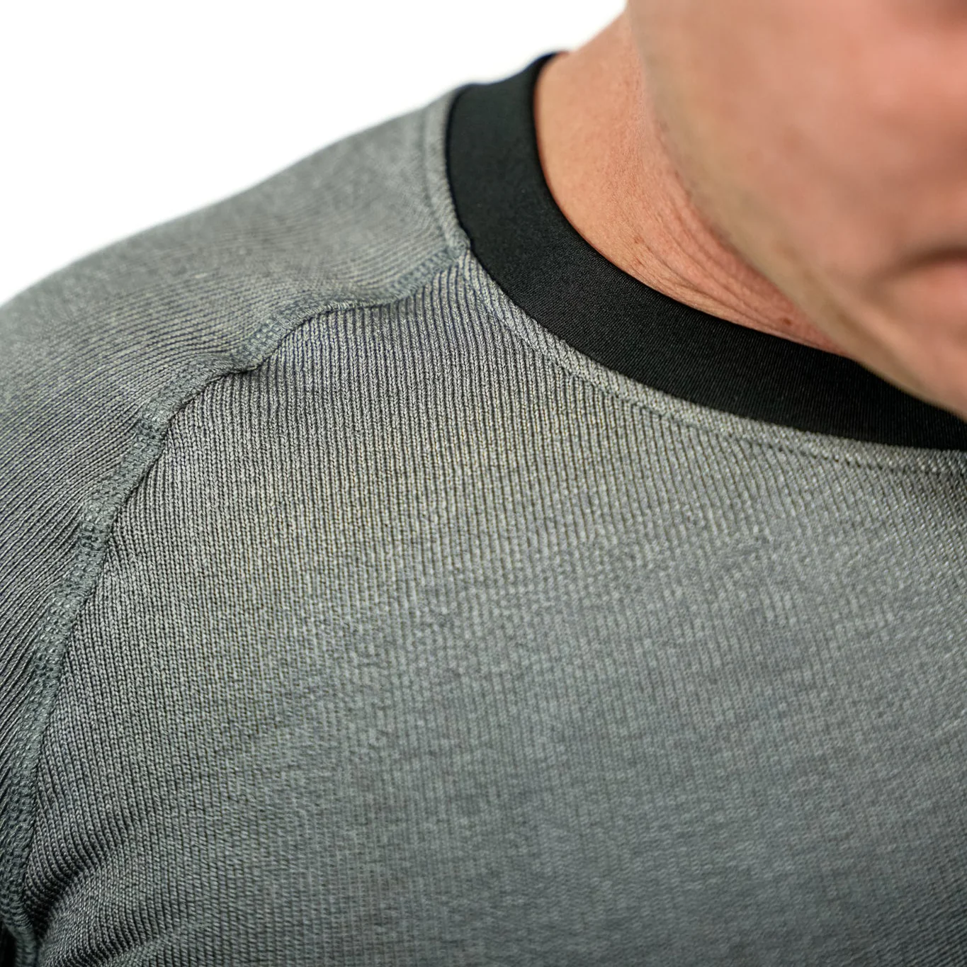 Haut Base Layer Anti-Lacération – Homme (Certifié FIS – Ski alpin) – Image 3